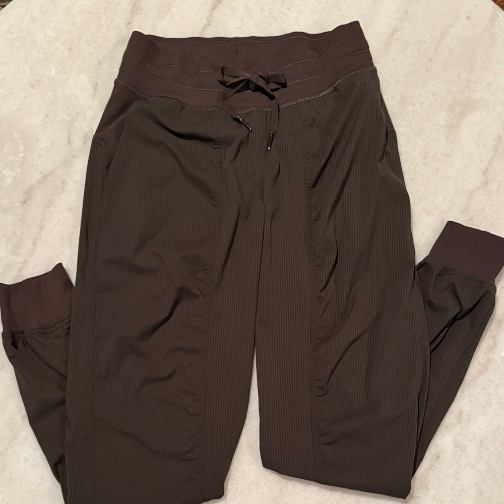 Lululemon Athletica Chocolate Brown Joggers